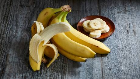 Bananen - leckeres Obst aus Übersee mit Infos rund um die Banane: Nährwerte, Inhaltsstoffe und Kalorien 