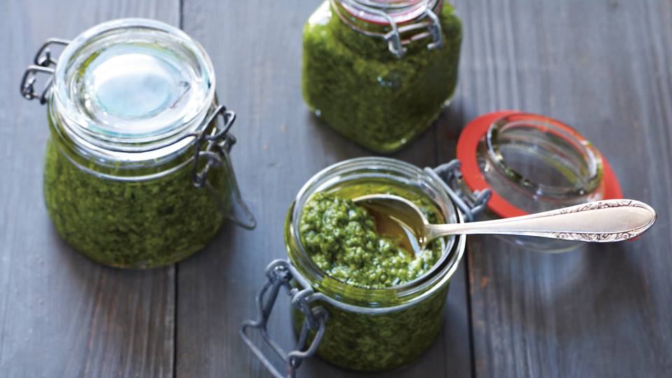 Feldsalatpesto