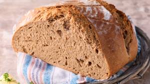Knuspriges Dinkel-Sauerteigbrot