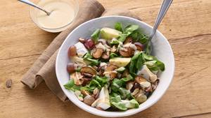 Herbstbowl mit Mandeldressing