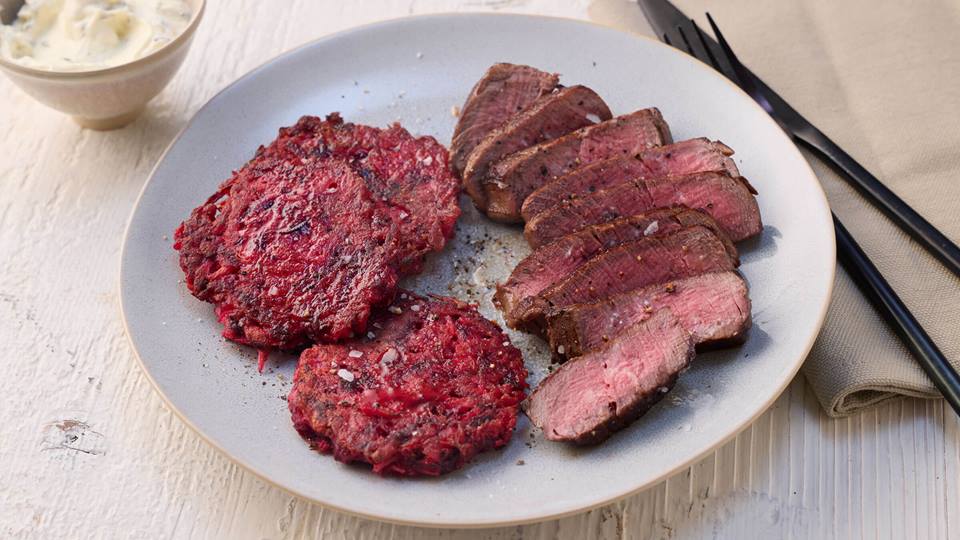 Rinderfilet auf Wurzelgemüse-Rösti