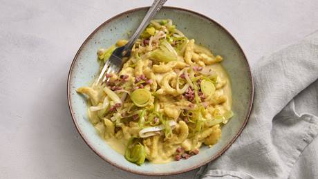 Käse-Lauch-Spätzle